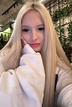 Ukrainian mail order bride Violetta from Odesa with blonde hair and green eye color - image 3