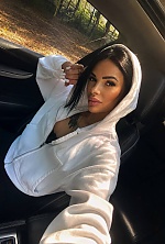 Ukrainian mail order bride Zlata from Odesa with black hair and brown eye color - image 2