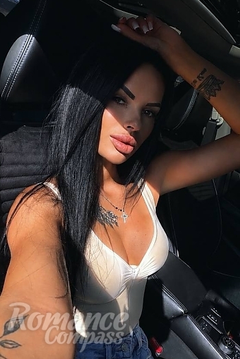 Ukrainian mail order bride Zlata from Odesa with black hair and brown eye color - image 1