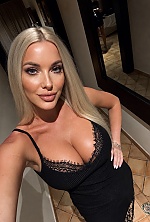 Ukrainian mail order bride Anna from D&uuml;sseldorf with blonde hair and blue eye color - image 8
