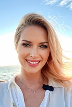 Ukrainian mail order bride Iryna from Sofia with blonde hair and green eye color - image 3