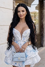 Ukrainian mail order bride Ivanna from Warsaw with black hair and brown eye color - image 6