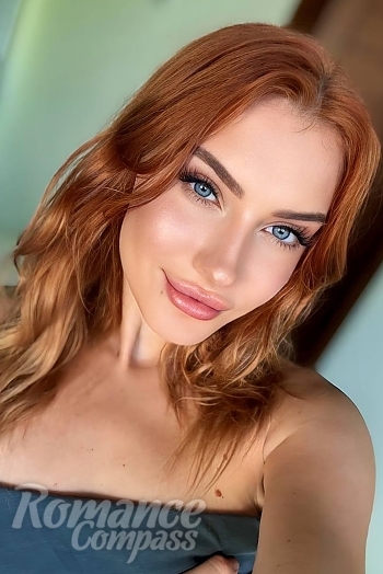 Ukrainian mail order bride Anet from Miami with blonde hair and blue eye color - image 1