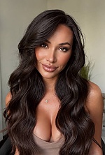 Ukrainian mail order bride Diana from Madrid with brunette hair and green eye color - image 6