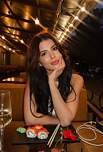 Ukrainian mail order bride Evelina from Kyiv with light brown hair and brown eye color - image 3