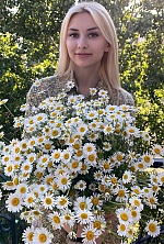 Ukrainian mail order bride Yulia from Burgas with blonde hair and blue eye color - image 3