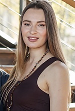 Ukrainian mail order bride Anastasia from Kyiv with light brown hair and brown eye color - image 5