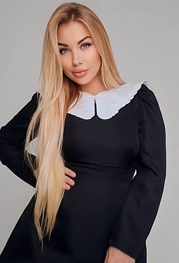 Olha, 37 y.o. from Kyiv, Ukraine