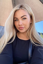 Ukrainian mail order bride Olha from Kyiv with blonde hair and grey eye color - image 2