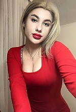 Ukrainian mail order bride Yana from Chernivtsi with blonde hair and green eye color - image 5