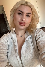 Ukrainian mail order bride Yana from Chernivtsi with blonde hair and green eye color - image 6