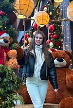 Ukrainian mail order bride Diana from Dnipro with light brown hair and brown eye color - image 6