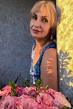 Ukrainian mail order bride Olena from Zaporizhzhya with light brown hair and brown eye color - image 8
