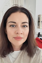 Ukrainian mail order bride Nadiya from Madrid with brunette hair and blue eye color - image 5