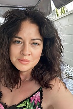 Ukrainian mail order bride Nadiya from Madrid with brunette hair and blue eye color - image 4