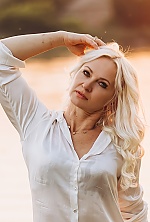 Ukrainian mail order bride Svitlana from Kyiv with blonde hair and green eye color - image 3
