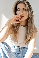 Ukrainian mail order bride Karina from Kyiv with blonde hair and green eye color - image 3