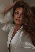 Ukrainian mail order bride Maria from Istanbul with light brown hair and green eye color - image 2