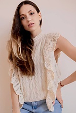 Ukrainian mail order bride Kateryna from Kyiv with brunette hair and hazel eye color - image 4