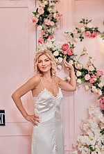 Ukrainian mail order bride Nadia from Zurich with light brown hair and green eye color - image 11