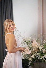 Ukrainian mail order bride Nadia from Zurich with light brown hair and green eye color - image 19