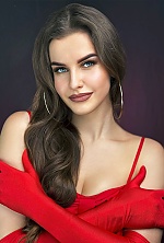 Ukrainian mail order bride Yulia from Kyiv with light brown hair and blue eye color - image 5
