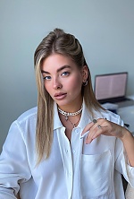 Ukrainian mail order bride Oleksandra from Odesa with blonde hair and green eye color - image 6