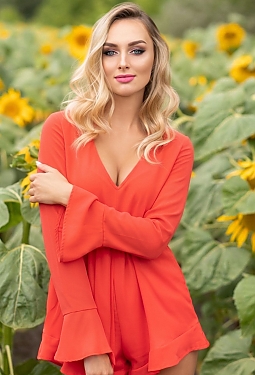 Daria, 30 y.o. from Kyiv, Ukraine