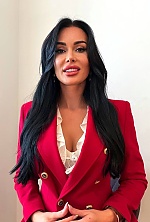 Ukrainian mail order bride Maryna from Dubai with black hair and brown eye color - image 19