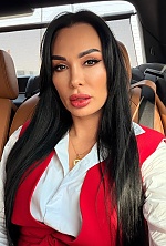 Ukrainian mail order bride Maryna from Dubai with black hair and brown eye color - image 5