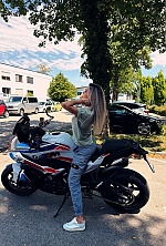 Ukrainian mail order bride Victoriia from Munich with blonde hair and grey eye color - image 4
