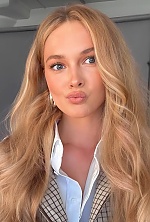 Ukrainian mail order bride Alexsandra from Kyiv with blonde hair and green eye color - image 3