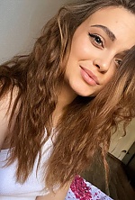Ukrainian mail order bride Hanna from Odesa with brunette hair and blue eye color - image 4