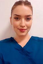 Ukrainian mail order bride Diana from Kyiv with light brown hair and green eye color - image 2