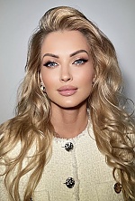 Ukrainian mail order bride Anna from Milan with blonde hair and grey eye color - image 5