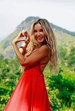 Ukrainian mail order bride Marina from Larnaca with blonde hair and brown eye color - image 3