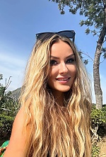 Ukrainian mail order bride Marina from Larnaca with blonde hair and brown eye color - image 8