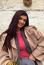 Ukrainian mail order bride Anna from Khmelnytskyi with light brown hair and brown eye color - image 4