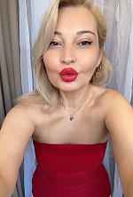 Ukrainian mail order bride Olena from Odesa with blonde hair and brown eye color - image 8