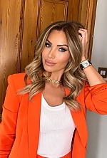 Ukrainian mail order bride Susan from Marbella with blonde hair and blue eye color - image 8