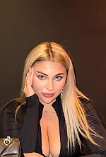 Ukrainian mail order bride Lilia from Wroclaw with blonde hair and green eye color - image 5
