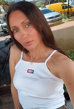 Yulia, 44 y.o. from Kyiv, Ukraine