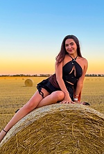 Ukrainian mail order bride Valeria from Lviv with light brown hair and brown eye color - image 5