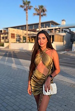 Ukrainian mail order bride Valeria from Lviv with light brown hair and brown eye color - image 7