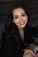 Ukrainian mail order bride Yelyzaveta from Mukachevo with brunette hair and brown eye color - image 7