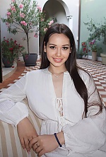 Ukrainian mail order bride Yelyzaveta from Mukachevo with brunette hair and brown eye color - image 2