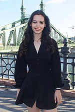 Ukrainian mail order bride Yelyzaveta from Mukachevo with brunette hair and brown eye color - image 4