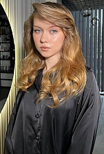 Ukrainian mail order bride Anastasia from Lutsk with blonde hair and blue eye color - image 4