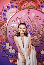 Ukrainian mail order bride Anzhela from Scottsdale with light brown hair and brown eye color - image 21