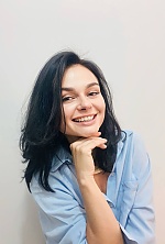 Ukrainian mail order bride Anzhela from Scottsdale with light brown hair and brown eye color - image 3